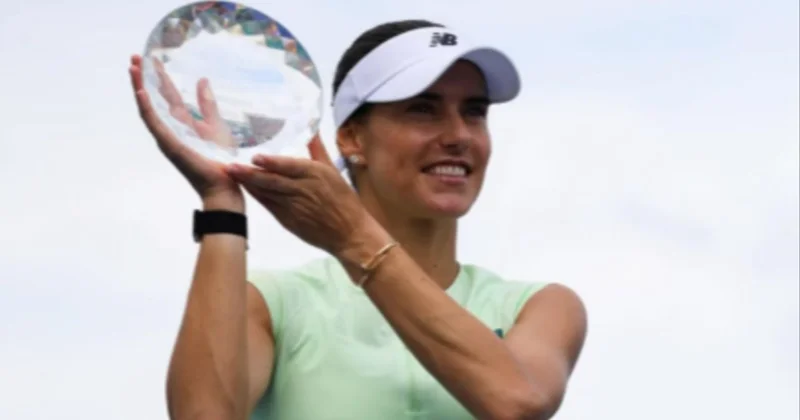 Tanınmış tennisçinin qazandığı kubok oğurlandı