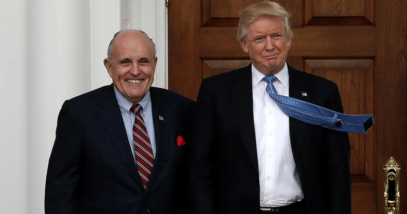 Трамп наградит своего экс адвоката