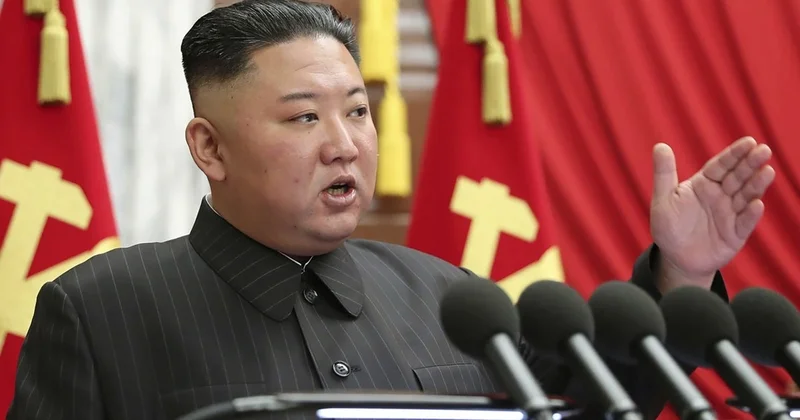 Çində gözlənilməz plan: gözlər Kim Çen İnə çevrildi