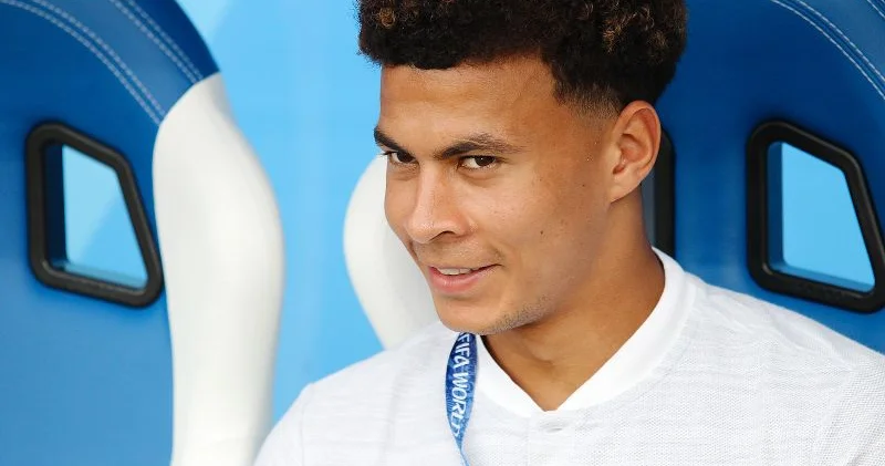 Komo” Dele Alli ilə yollarını ayırdı