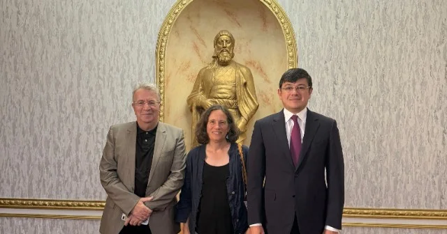 Fuad Muradov kanadalı professorla görüşdü