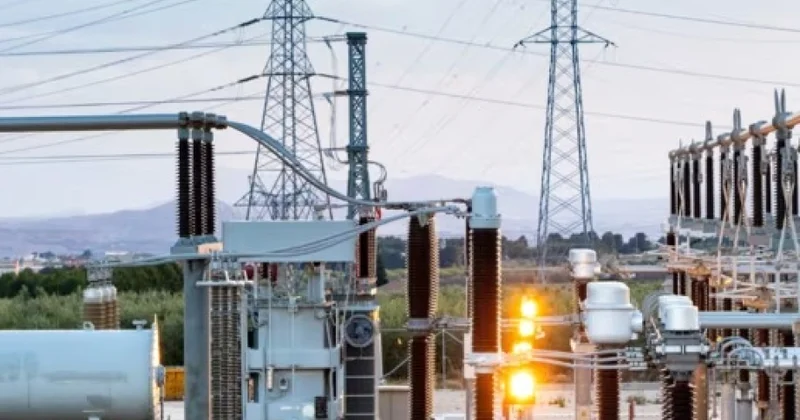 Fransada elektrik və qaz sektorlarının işçiləri tətilə başlayıblar