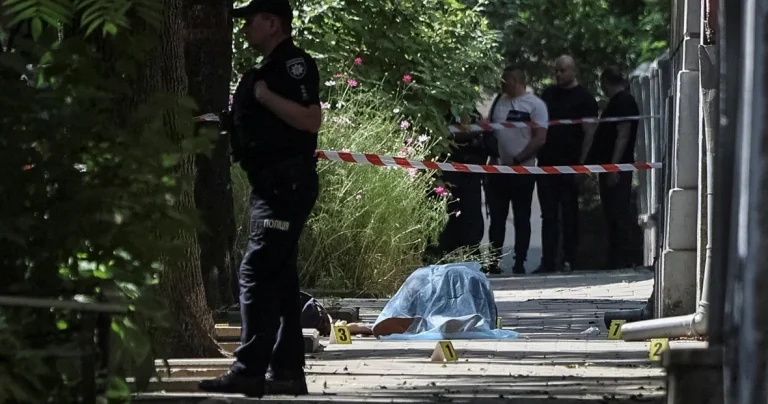 “Andrey Parubiyin qətli: etiraf, məhkəmə qərarı və vida mərasimi“ Ukrayna KİV ləri