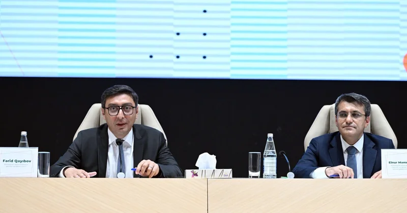 Fərid Qayıbov uğur qazanmış idmançılar və onların məşqçiləri ilə görüşüb FOTO