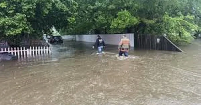 Texas ştatında güclü daşqınlar tələfata yol açıb