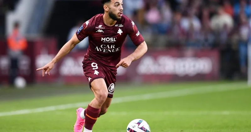 Gürcü futbolçu İspaniya nəhənginə transfer oldu