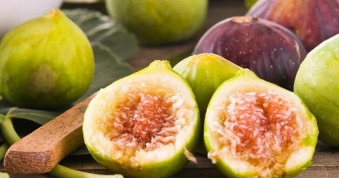 Hər gün əncir yeməyin inanılmaz faydaları Lakin bu şəxslərə OLMAZ