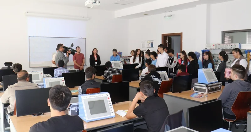 Şərqi Zəngəzur məktəblilərinin peşə təhsili üçün yeni imkan