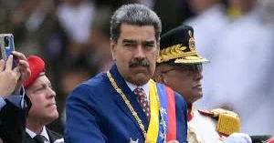 ABŞ 1200 raketini Venesuelaya yönəldib Maduro