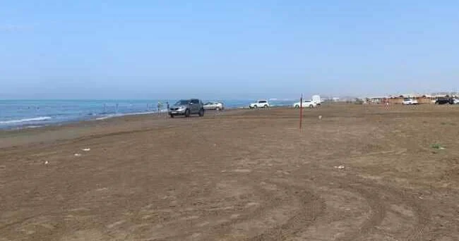Qumda uzanmaq, qum üzərində gəzmək, qum vannası... Qum insan sağlamlığına necə təsir edir? Video