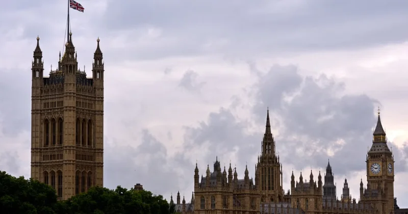 Britaniya Parlamentində təhlükəsizlik əməkdaşları tətil elan ediblər