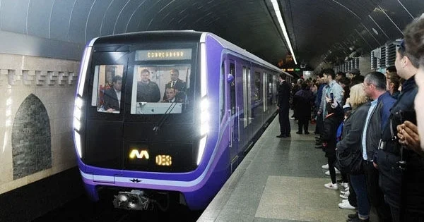 Sentyabrın 15 dən metroda sıxlıq olacaq?