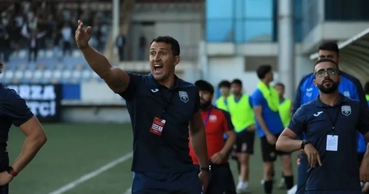 Saşa Yunisoğlu: “Bizim futbolçular Avropaya getməyə qorxurlar” MÜSAHİBƏ