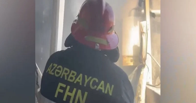 Пожар в жилом доме в Баку: эвакуированы жилцы
