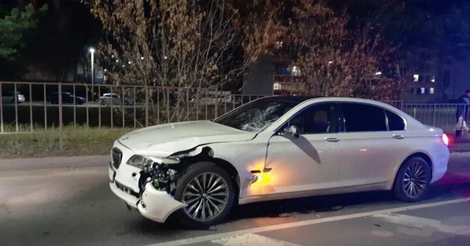 Pivə içib sükan arxasında keçdi, BMW ilə qadını vurub öldürdü