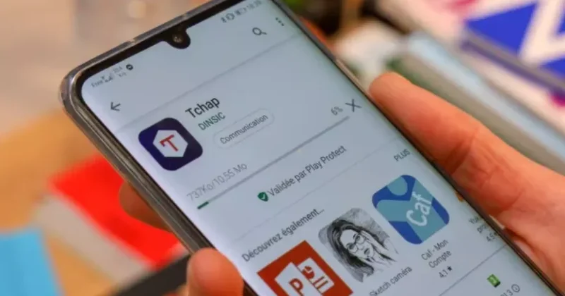 Франция запретила чиновникам пользоваться Telegram и WhatsApp