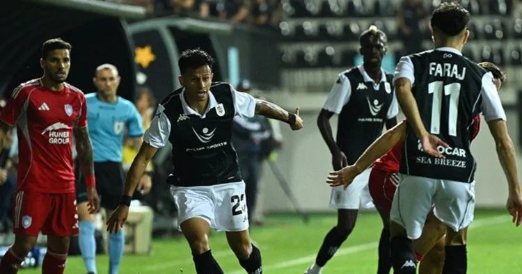 Neftçi daha iki futbolçu transfer edəcək hücumçu axtarıışaları davam edir