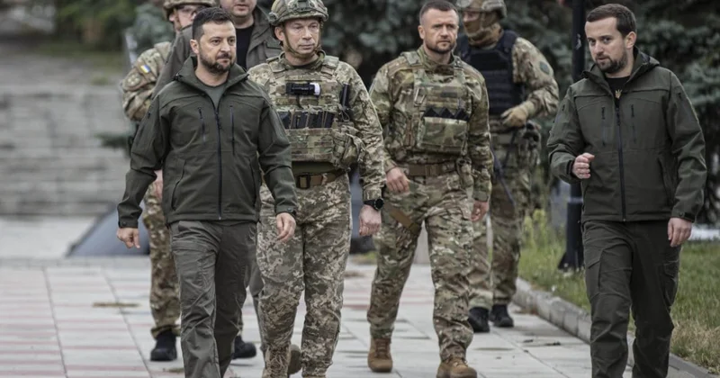 Zelenskidən təcili tapşırıq: Kiyev genişmiqyaslı hücuma başladı Ukraynalı politoloqdan kritik açıqlama