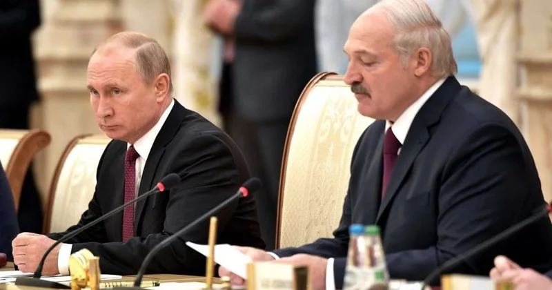 Lukoşenko və Putin Pekində görüşdü