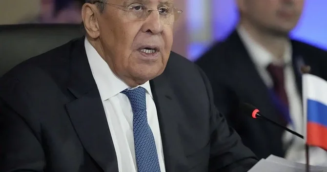 Lavrov NATO ya Arktikadakı fəallığı ilə bağlı xəbərdarlıq edib