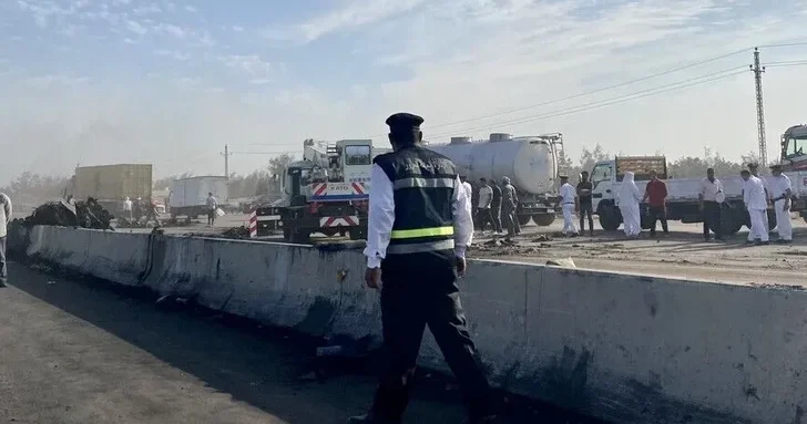 В Египте пассажирский автобус попал в аварию: десятки погибших и раненых