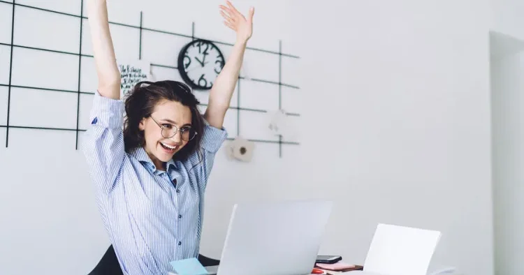 Məzuniyyətdən sonra işə stresssiz qayıtmağın YOLLARI