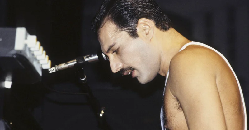 35 il saxlanılan sirr Məşhur müğənnin külü hara səpilib?