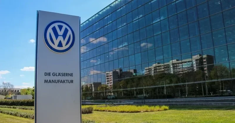 Volkswagen Almaniyada dörd zavodda istehsalı dayandırmağı planlaşdırır