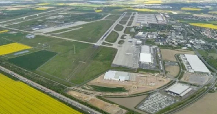 Berlin Leypsiqdə baş verən dron hadisəsinə görə Rusiyanı günahlandırıb