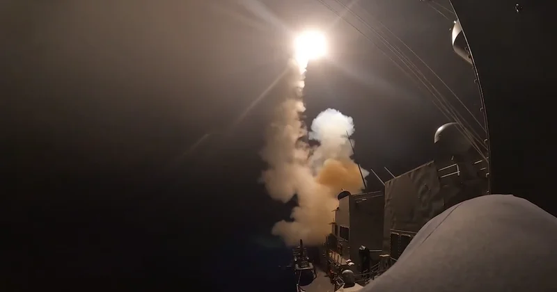 CENTCOM опубликовал кадры ночных ударов по Ирану ВИДЕО