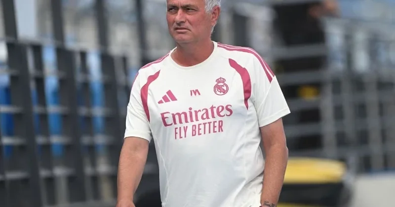 Mourinyoya “Real”da görünməmiş transfer səlahiyyəti verildi