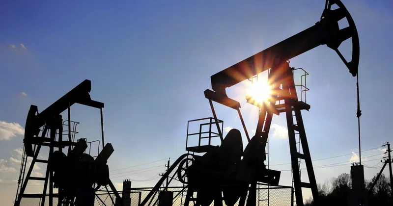 Азербайджанская нефть подорожала почти до $98 за баррель