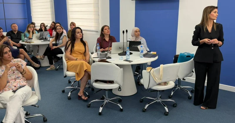 İsrailin süni intellekt üzrə mütəxəssisləri UNEC də müəllimlər üçün peşəkar inkişaf proqramına başlayıblar