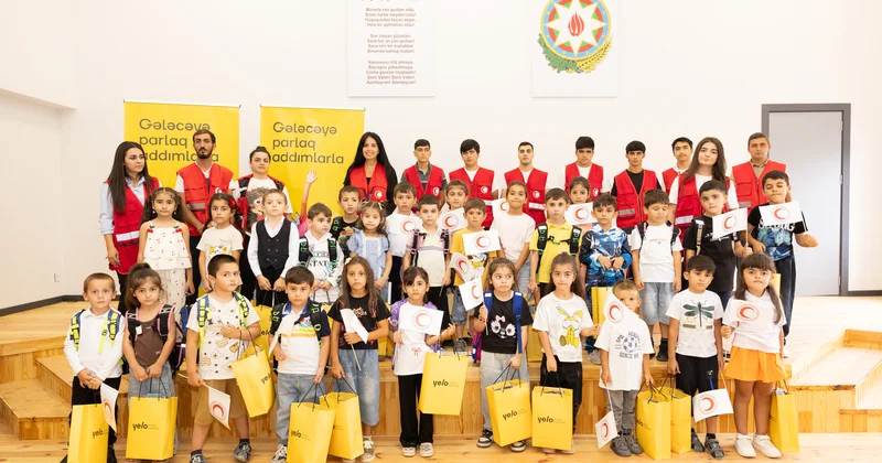 Yelo Bank Cəbrayılda birincilərin məktəb həyəcanına şərik oldu FOTOLAR