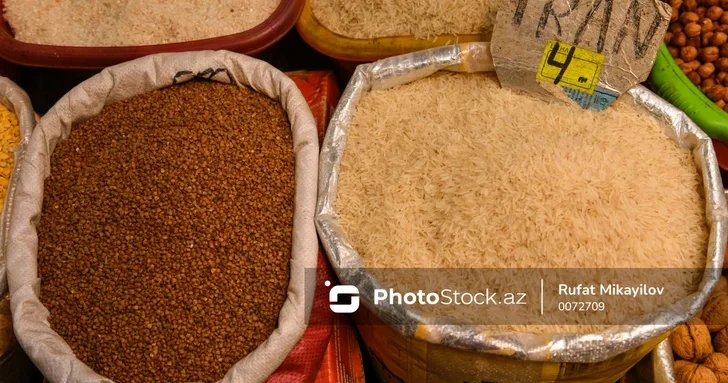 Могут ли иранские товары подешеветь в Азербайджане на фоне девальвации тумана? Мнение эксперта