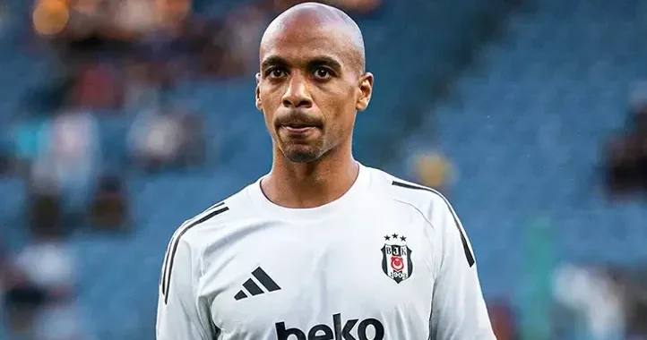 “Beşiktaş”da ayrılıq JOAO MARİO KOMANDANI TƏRK ETDİ