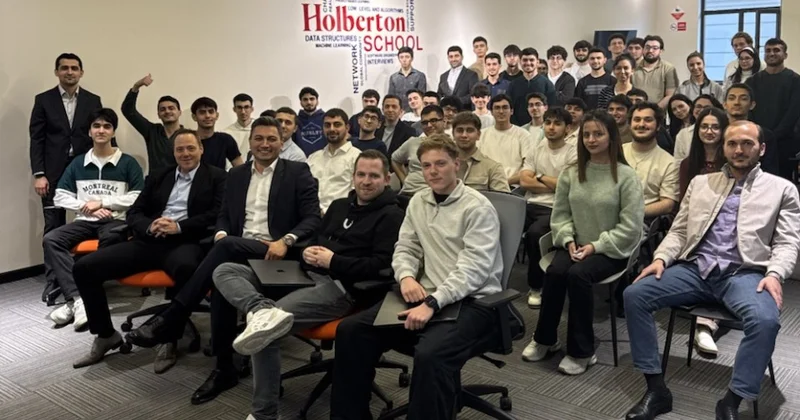 ® PAŞA Holding “Holberton School Azerbaijan” məktəbinə dəstəyini davam etdirir