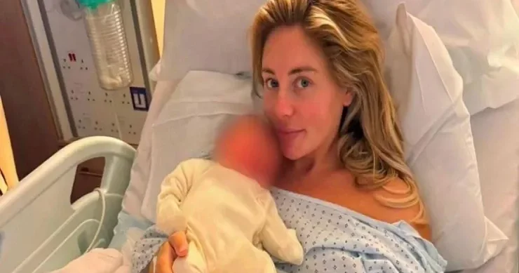 400 kişi ilə yatan porno ulduzu ilk dəfə ana oldu