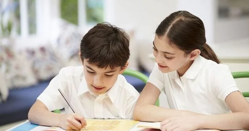 Təhsillə bağlı ciddi problem: 3 minə yaxın şagird bir məktəbdə təhsil alır