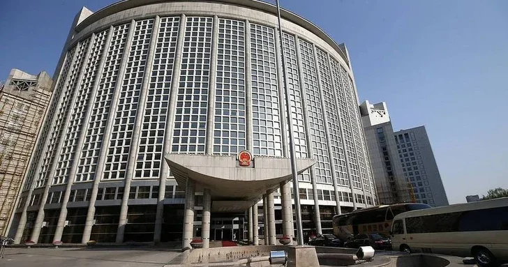 МИД КНР призвал стороны конфликта в Украине к сдержанности и мирному урегулированию