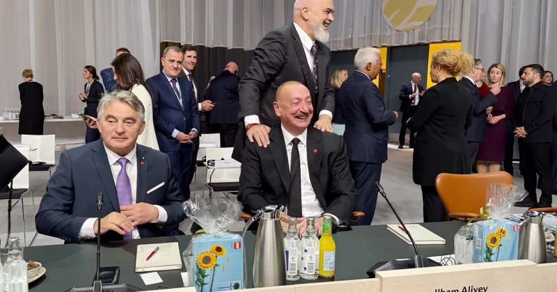 Prezident “Avropa Siyasi Birliyi”nin Zirvə toplantısının plenar sessiyasında FOTO