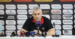 Amedspor baş məşqçisi ilə yollarını ayırıb