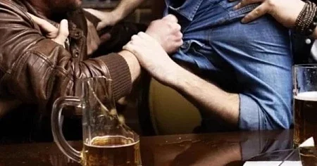 Пьяный дебошир пойман в Баку: разнес кафе, а потом ограбил мужчину в столице
