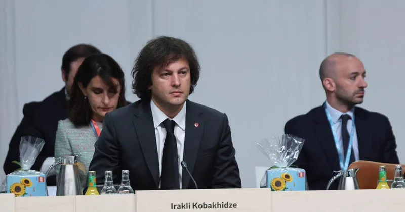 İrakli Kobaxidze Avropa sammitində Orta Dəhlizdən danışıb