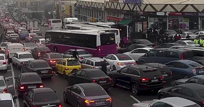 “Tələbə üçün ictimai nəqliyyat pulsuz olmalıdır”