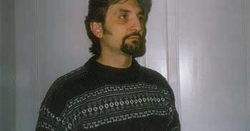 Saçlarım sinəndə güləcək Gaetano Longonun şeirləri