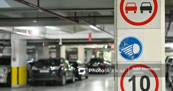 Корпоративный паркинг бьет по карману: 200 манатов в месяц за место для авто