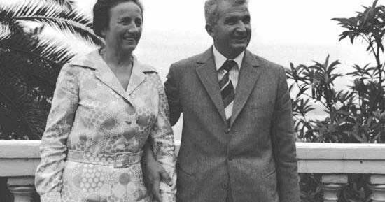 Arvadı ilə birgə edam olunan prezidentin oğlu ölkəsindən narazıdır: Məhkəmə qərar verdi
