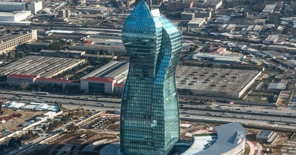 “SOCAR Tower” dünyada “İlin ən yaxşı ofis binası” seçilib