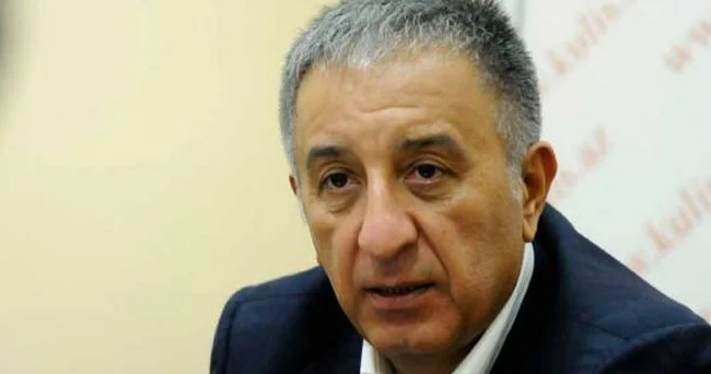 Tanıdıqca gözümüzdə böyüyən adam